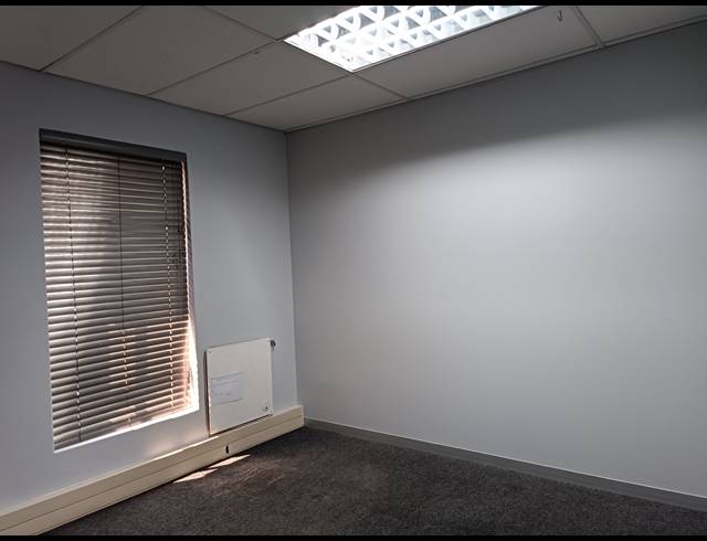 700M² OFFICE TO LET IN BO-DORP